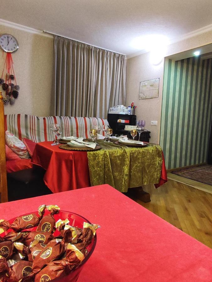 Friendly Guest House クタイシ エクステリア 写真