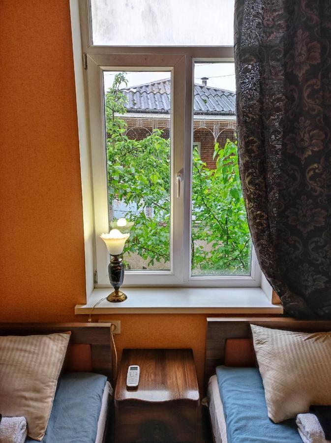 Friendly Guest House クタイシ エクステリア 写真