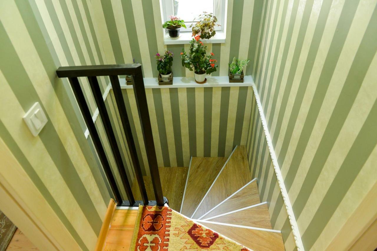 Friendly Guest House クタイシ エクステリア 写真